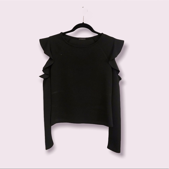 🌟SALE 2/$10.00‼️ DYNAMITE women’s Black Shirt / Cut out sleeves /ruffles size M - Picture 2 of 6
